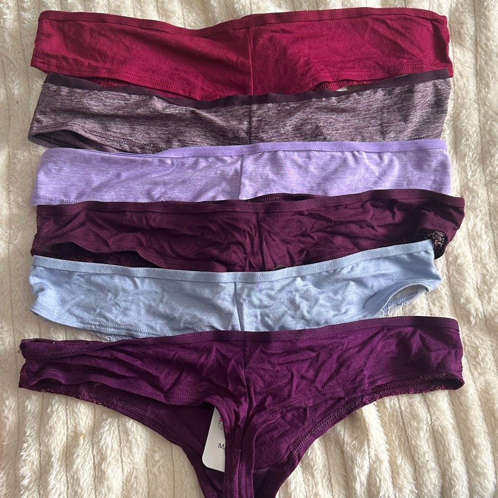 6 thong bundle - Picture 2 of 2
